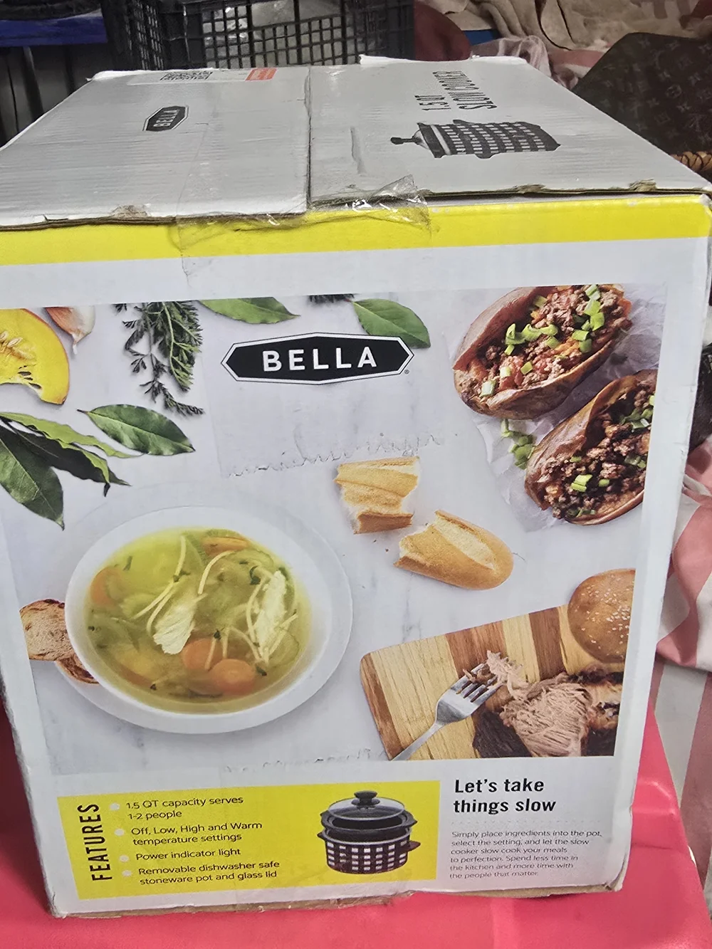 Abella Black and White Buffalo-Check Slow Cooker
